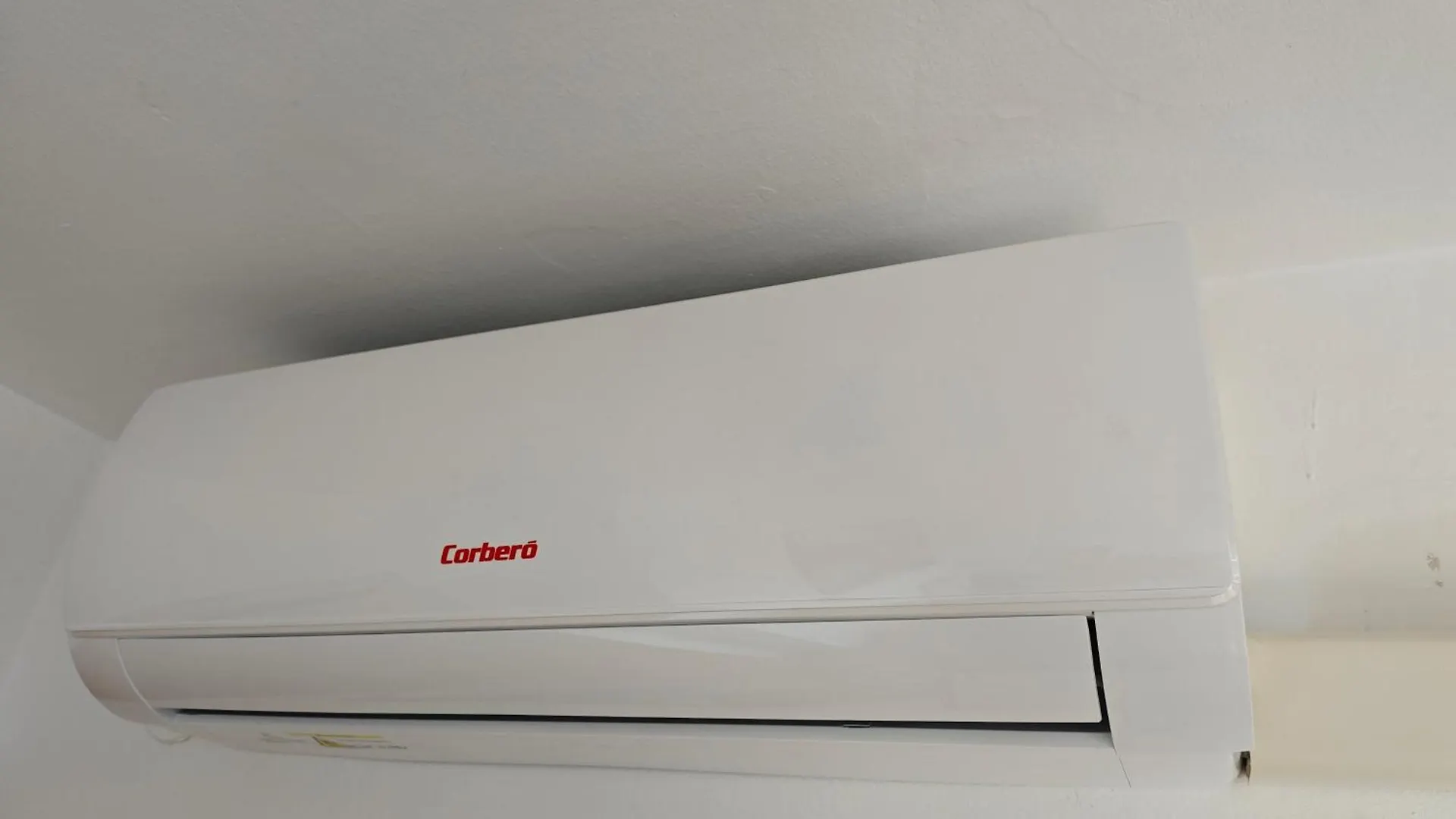 アパート Apartamento Picasso サロウ スペイン
